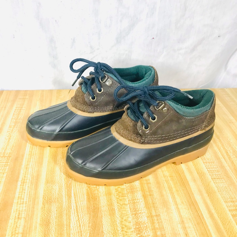 G H Bass Womens rain and snow boots size 6 Preowned